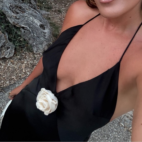 Bardot Aradia Halter Dress In Black - Picture 11 of 13